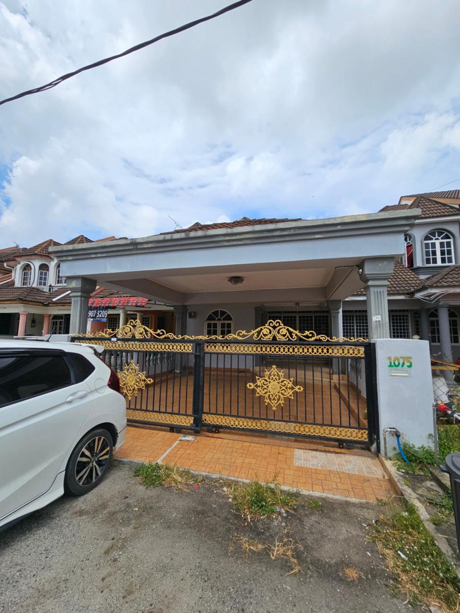 Ruhani Homestay 3 Kb - 4 Bedroom Fully Airconditioned With Wifi & Netflix Kota Bahru Luaran gambar